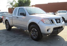 2016 Nissan Frontier - Thumbnail 3