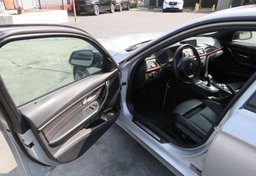 2012 BMW 3 Series - Thumbnail 19