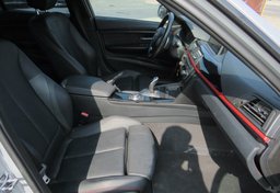 2012 BMW 3 Series - Thumbnail 24