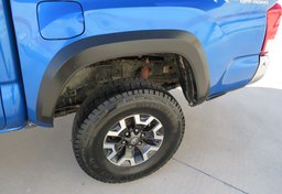 2016 Toyota Tacoma - Thumbnail 26