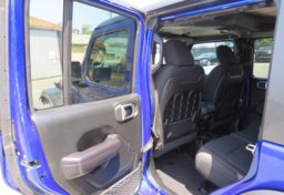 2018 Jeep Wrangler Unlimited - Thumbnail 18