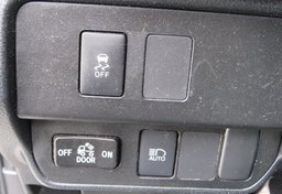 2020 Toyota Tacoma - Thumbnail 35