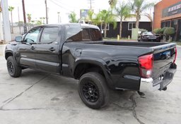 2020 Toyota Tacoma - Thumbnail 7