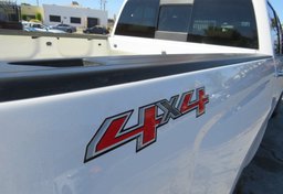 2017 Chevrolet Silverado 1500 - Thumbnail 13