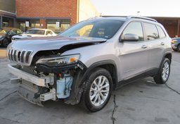 2020 Jeep Cherokee - Thumbnail 3