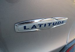 2020 Jeep Cherokee - Thumbnail 17