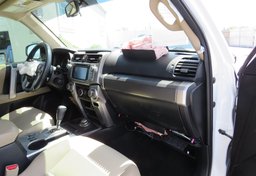 2014 Toyota 4Runner - Thumbnail 22