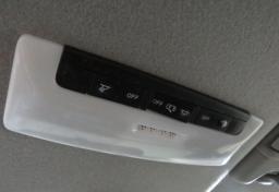 2021 Nissan Kicks - Thumbnail 35