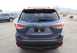 2016 Toyota Highlander - Thumbnail 11