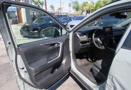 2021 Toyota RAV4 - Thumbnail 21