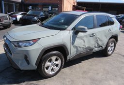 2021 Toyota RAV4 - Thumbnail 2