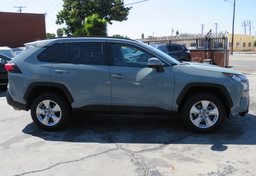 2021 Toyota RAV4 - Thumbnail 5