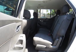 2021 Chevrolet Traverse - Thumbnail 27