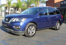 2020 Nissan Pathfinder - Thumbnail 1