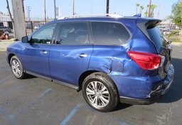 2020 Nissan Pathfinder - Thumbnail 10