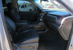 2015 Chevrolet Suburban - Thumbnail 25