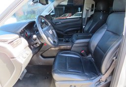 2015 Chevrolet Suburban - Thumbnail 26