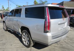 2015 Chevrolet Suburban - Thumbnail 10