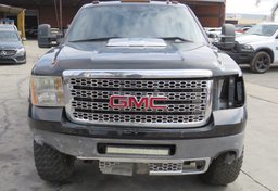 2013 GMC Sierra 3500HD - Thumbnail 11