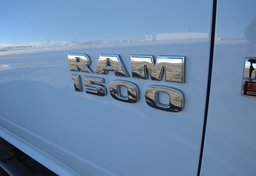 2016 Ram 1500 - Thumbnail 28