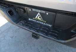 2016 Toyota Tacoma - Thumbnail 17