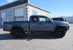 2019 Toyota Tacoma 2WD - Thumbnail 9