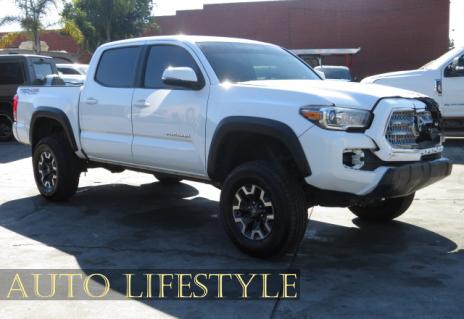 Picture of 2016 Toyota Tacoma