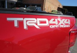 2017 Toyota Tacoma - Thumbnail 20