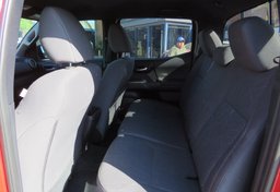 2017 Toyota Tacoma - Thumbnail 32