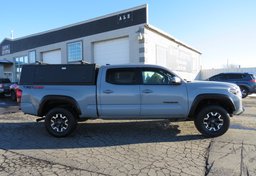 2019 Toyota Tacoma 4WD - Thumbnail 10