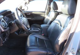 2019 Toyota Tacoma 4WD - Thumbnail 33