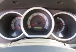 2014 Toyota Tacoma - Thumbnail 32