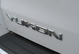2020 GMC Yukon - Thumbnail 22