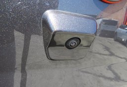 2022 Jeep Gladiator - Thumbnail 17