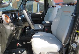 2022 Jeep Gladiator - Thumbnail 24