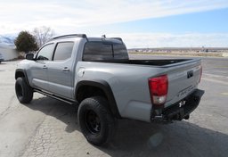 2020 Toyota Tacoma 4WD - Thumbnail 5