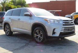2018 Toyota Highlander - Thumbnail 4