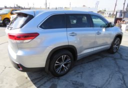 2018 Toyota Highlander - Thumbnail 7