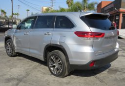 2018 Toyota Highlander - Thumbnail 10