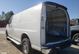 2020 GMC Savana Cargo Van - Thumbnail 3