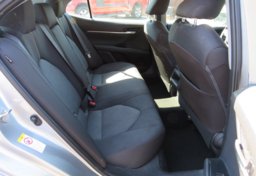 2019 Toyota Camry - Thumbnail 28