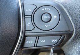 2019 Toyota Camry - Thumbnail 33