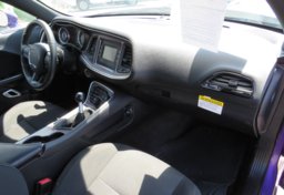 2016 Dodge Challenger - Thumbnail 32