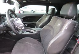 2017 Dodge Challenger - Thumbnail 29