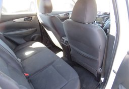 2021 Nissan Rogue Sport - Thumbnail 31