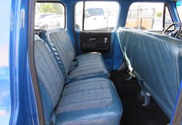 1975 Chevrolet SUBURBAN - Thumbnail 20