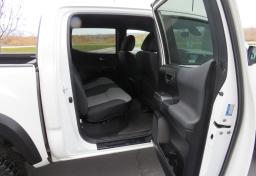 2021 Toyota Tacoma - Thumbnail 32