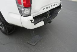 2021 Toyota Tacoma - Thumbnail 23
