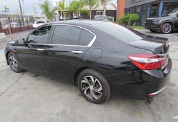 2017 Honda Accord Sedan - Thumbnail 9