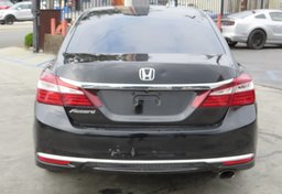 2017 Honda Accord Sedan - Thumbnail 12